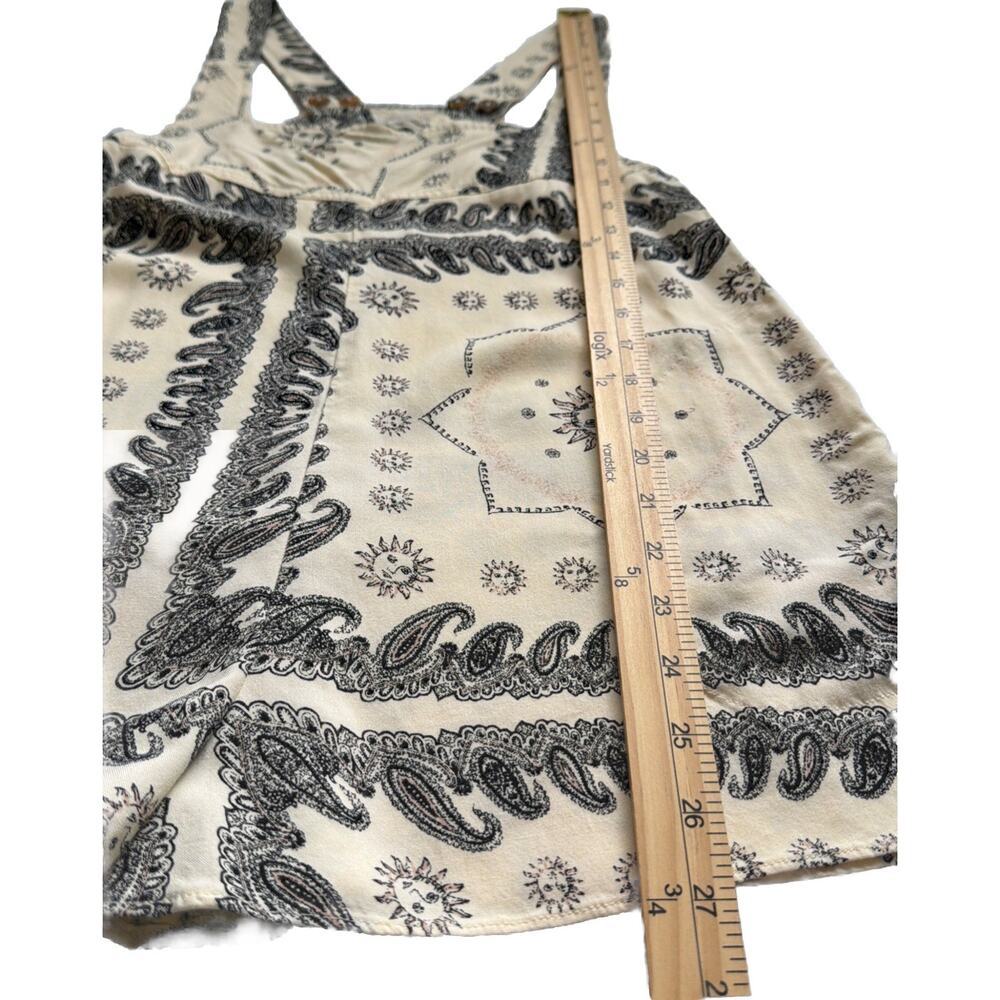 Urban Outfitters Pocket Full Posey Bandana Romper Womens XS Lightweight Pockets - Picture 9 of 11